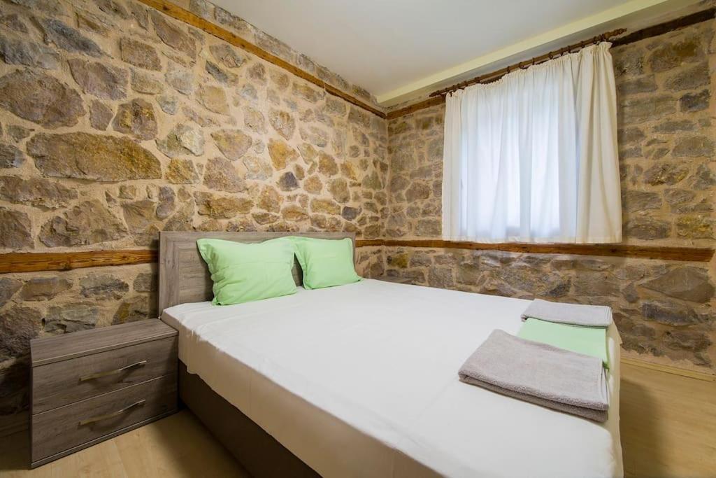 Petrini Spiti Villa Pyrgadikia Exterior photo