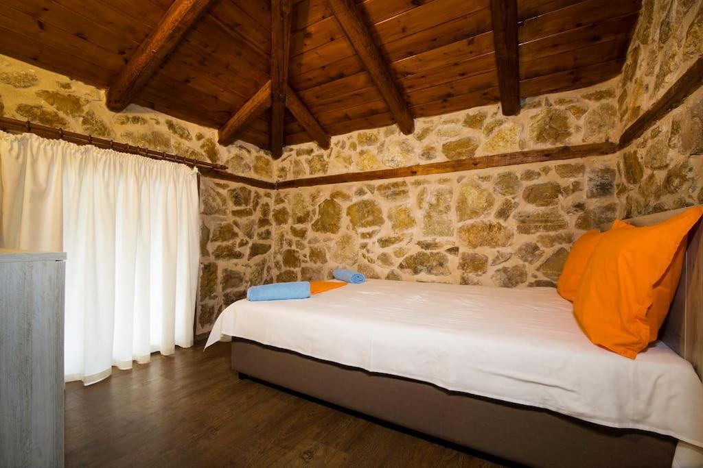 Petrini Spiti Villa Pyrgadikia Exterior photo