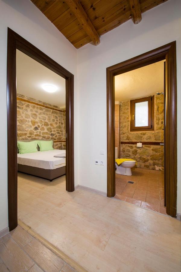 Petrini Spiti Villa Pyrgadikia Exterior photo
