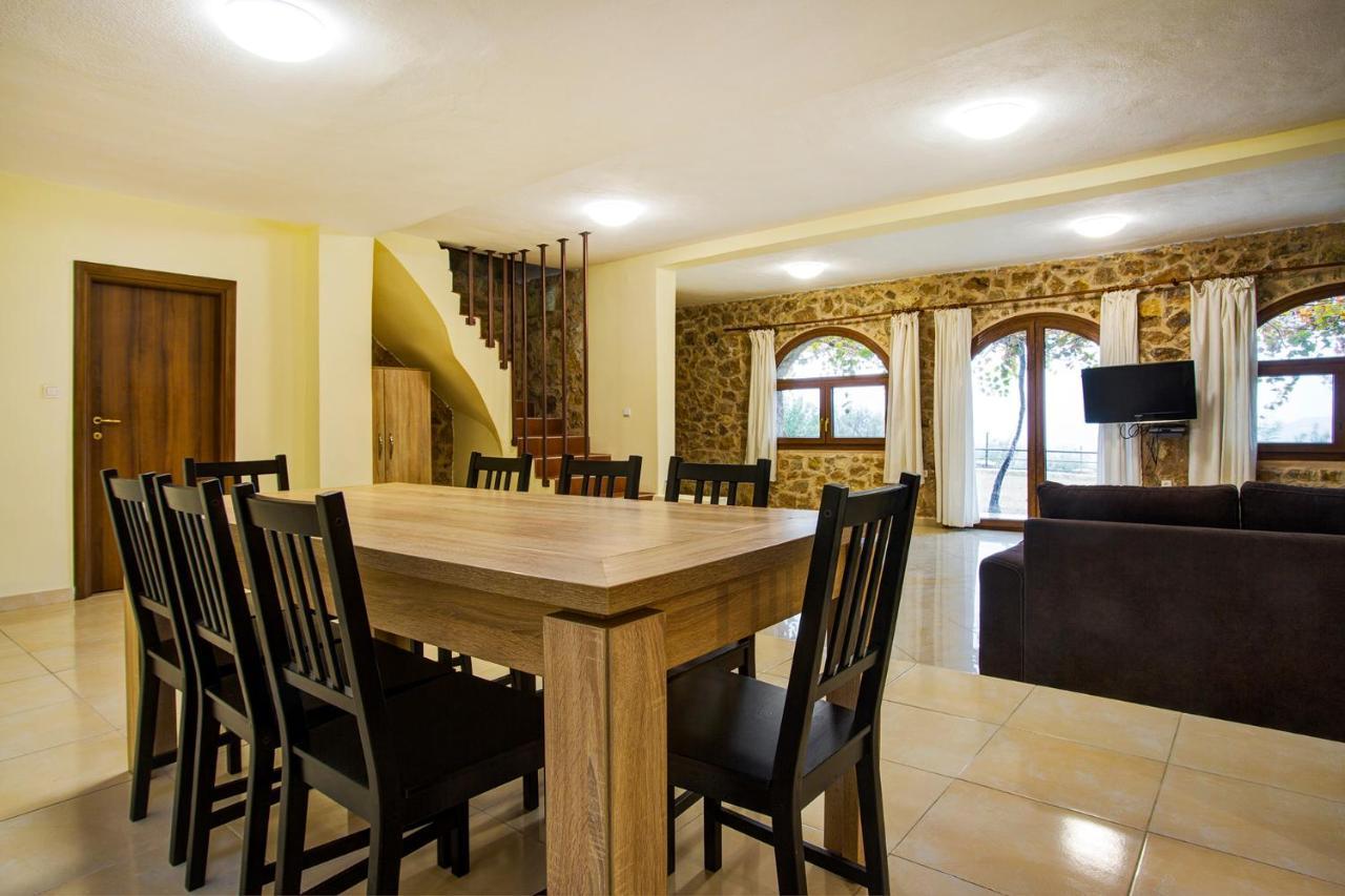 Petrini Spiti Villa Pyrgadikia Exterior photo