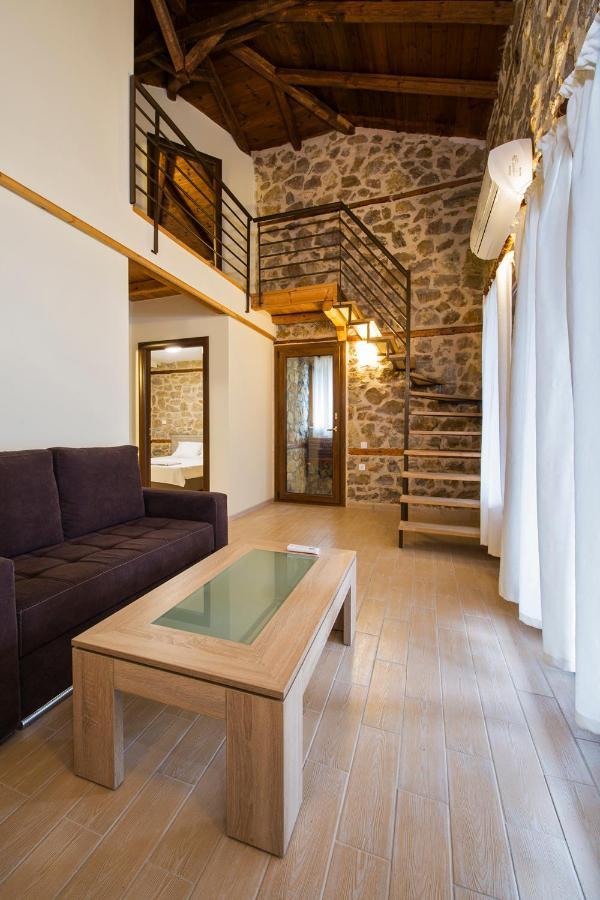 Petrini Spiti Villa Pyrgadikia Exterior photo